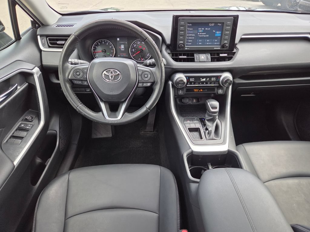 Used 2022 Toyota RAV4 XLE Premium FWD image 26