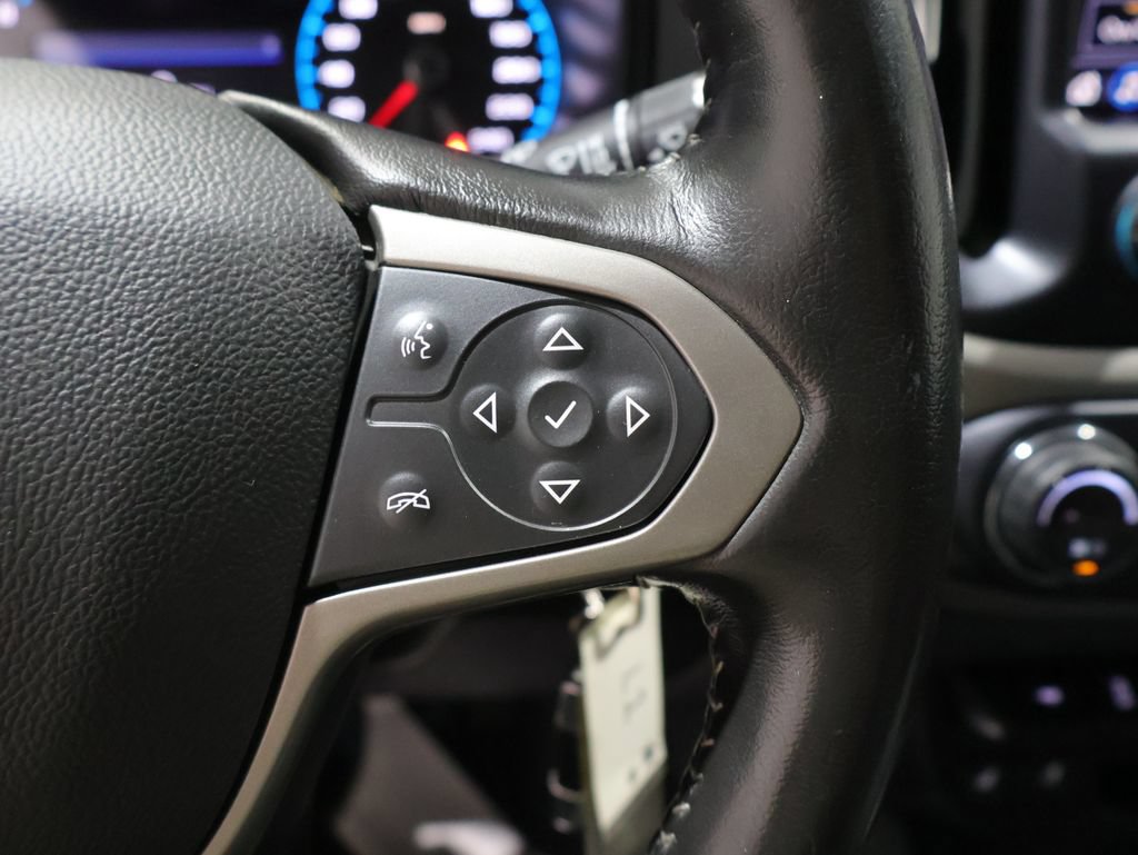 Used 2020 Chevrolet Colorado Z71 AWD/4WD image 37