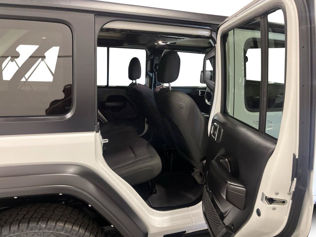 Used 2022 Jeep Wrangler Unlimited Sport AWD/4WD image 20