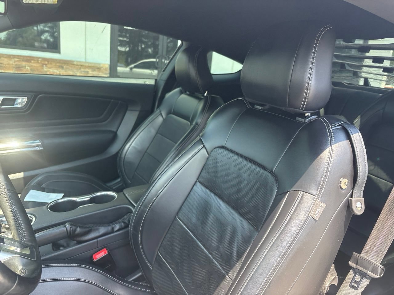 Used 2019 Ford Mustang GT Premium w/ Equipment Group 401A RWD image 3