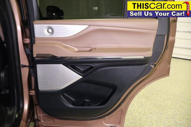 Used 2025 Lincoln Navigator Black Label AWD/4WD image 37