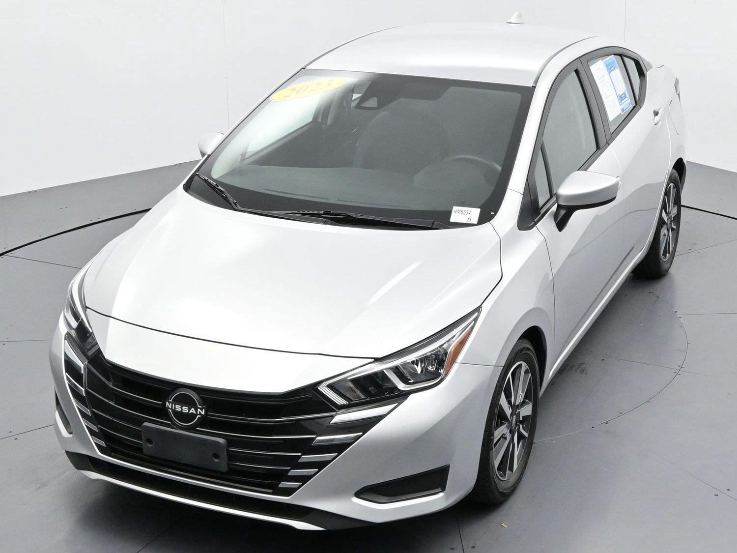Used 2023 Nissan Versa SV FWD image 37