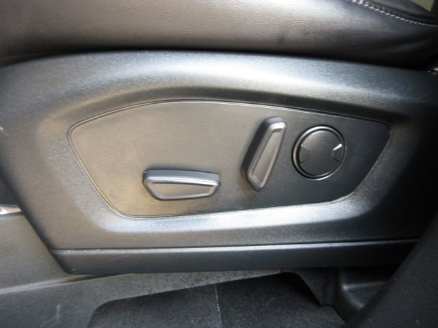 Certified 2023 Ford Explorer XLT w/ Equipment Group 202A image 12