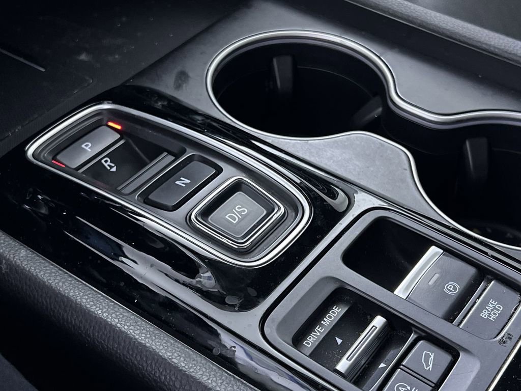 Used 2024 Honda Pilot Touring image 22