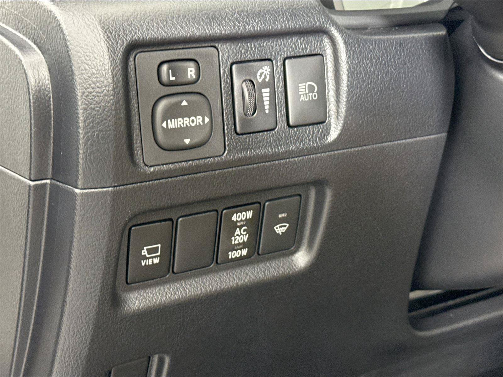 Certified 2022 Toyota 4Runner Limited AWD/4WD image 16