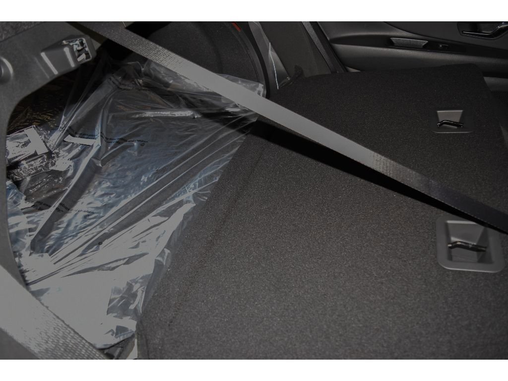New 2025 Hyundai Elantra Sport FWD image 32