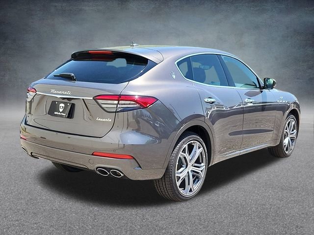 New 2023 Maserati Levante GT image 3