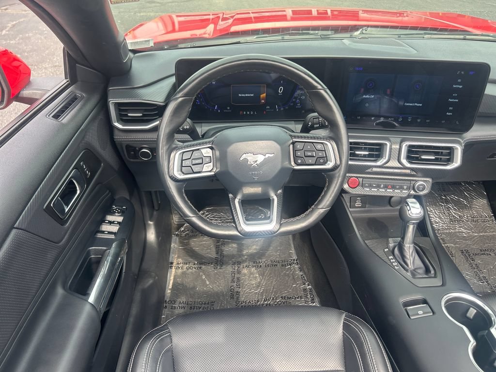 Used 2025 Ford Mustang Premium RWD image 16