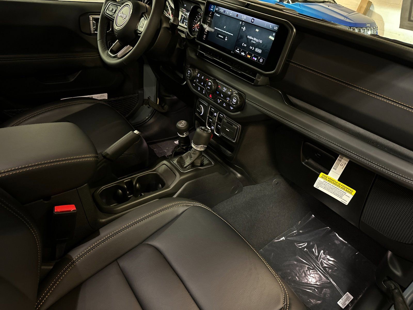 New 2026 Jeep Gladiator Sport AWD/4WD image 14