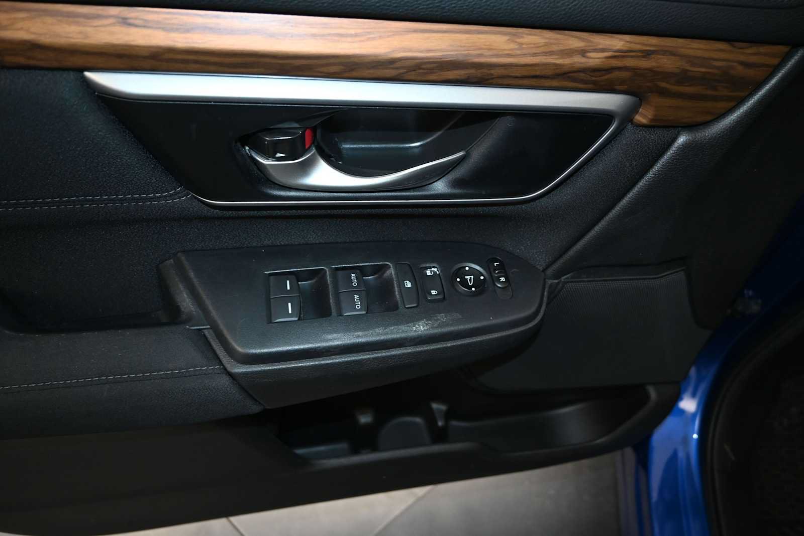 Used 2020 Honda CR-V EX image 19
