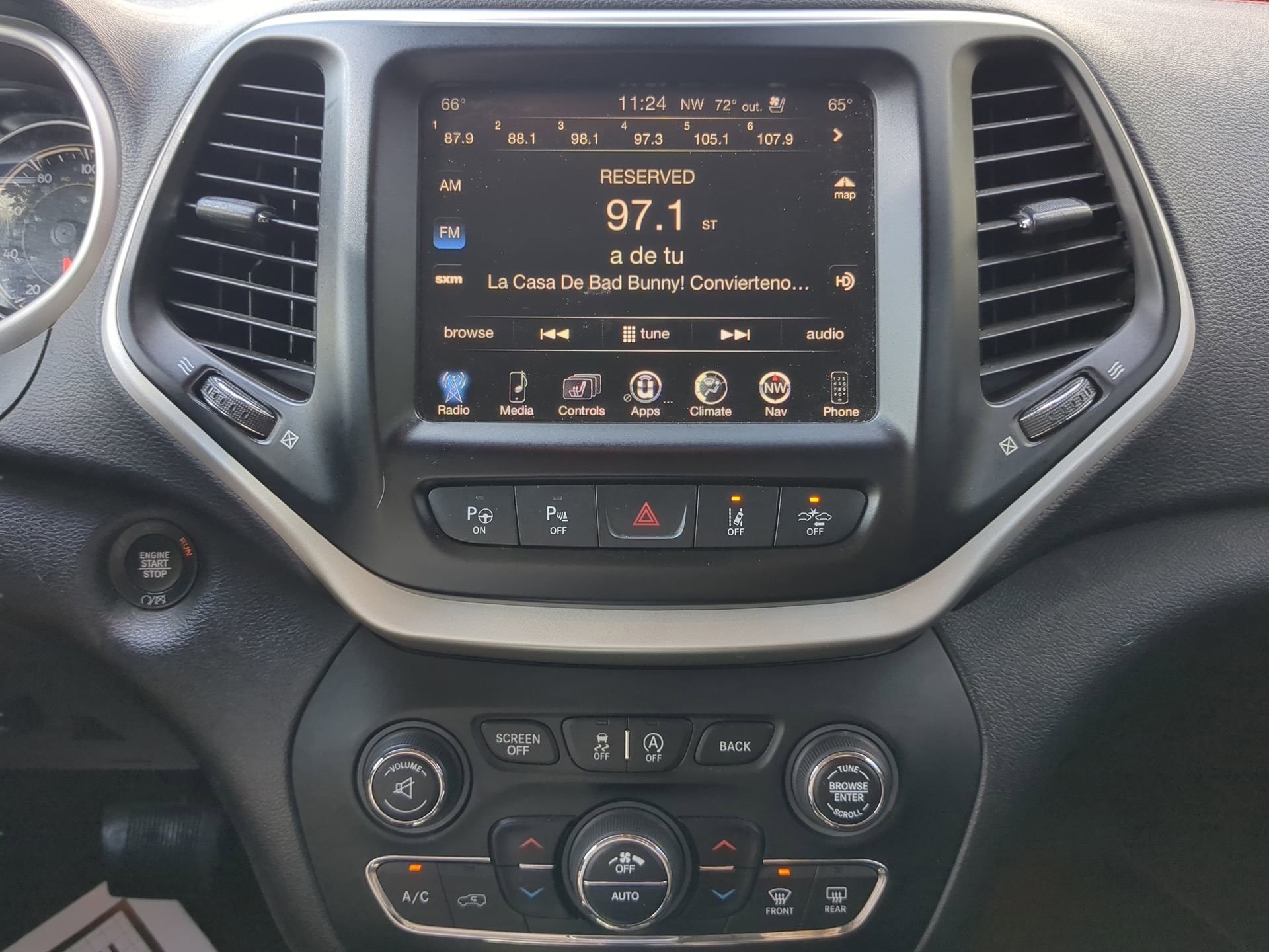 Used 2016 Jeep Cherokee Trailhawk w/ Comfort/Convenience Group image 52