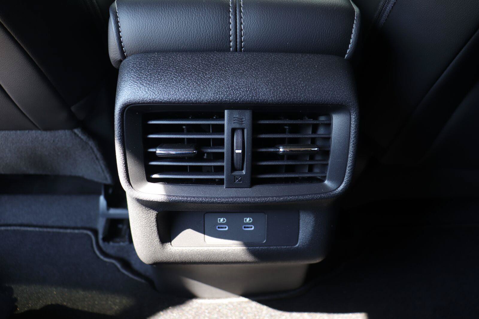 Used 2025 Nissan Murano SV AWD/4WD image 22