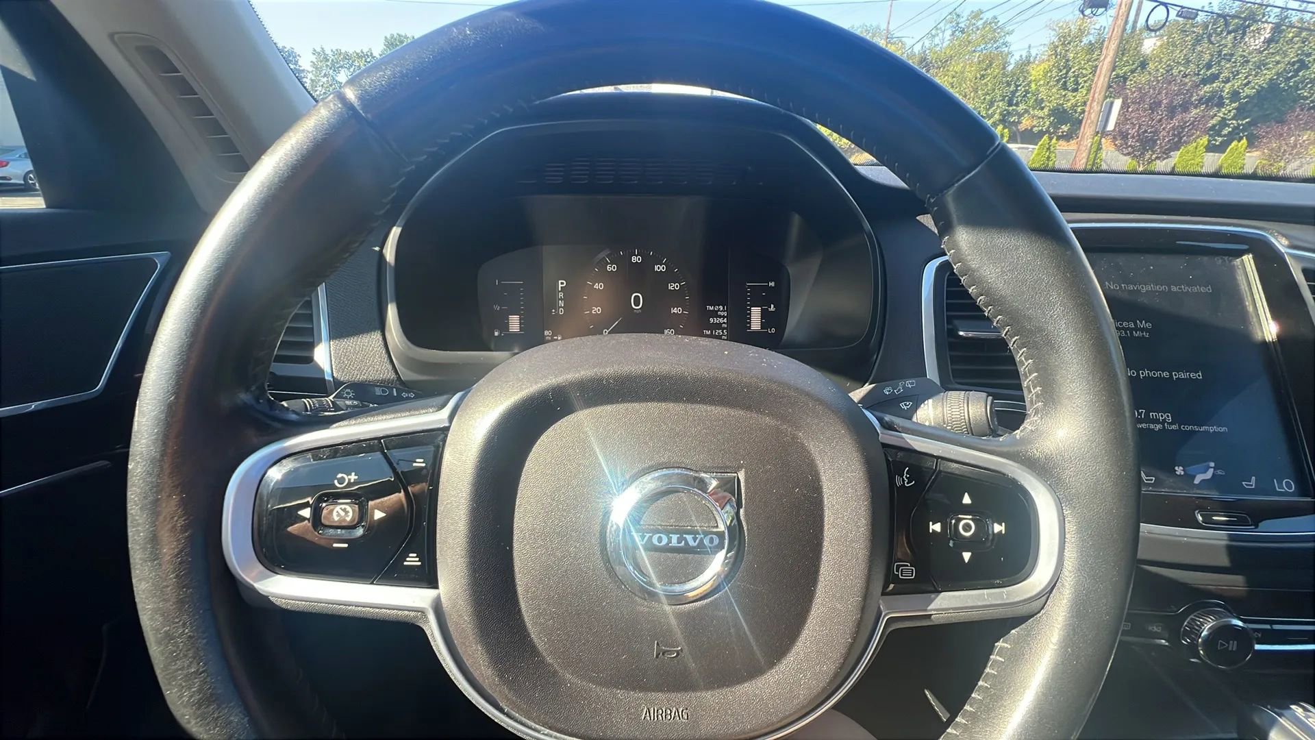 Used 2019 Volvo XC90 T5 Momentum image 15