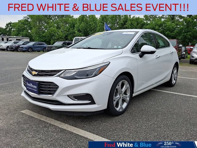 Used 2018 Chevrolet Cruze Premier FWD image 4