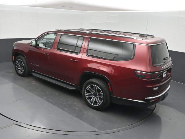 Used 2024 Jeep Wagoneer L Series II w/ Flexible Seating Group RWD image 49