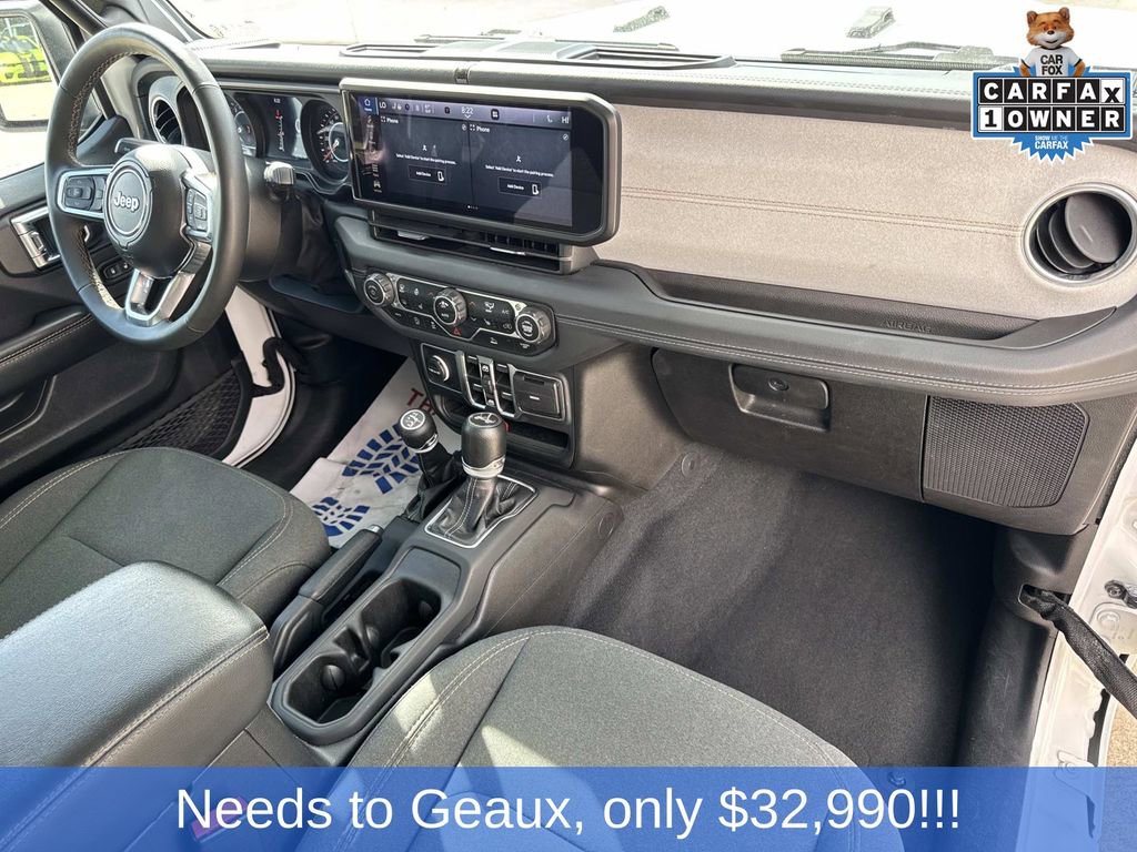 Used 2024 Jeep Wrangler Unlimited Sahara AWD/4WD image 30