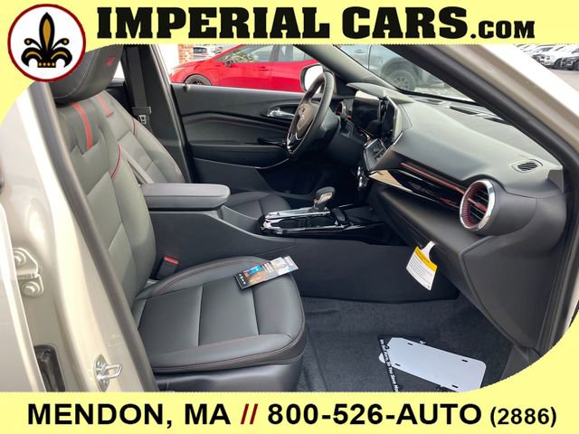 New 2026 Chevrolet Trax RS w/ Sunroof Package image 40
