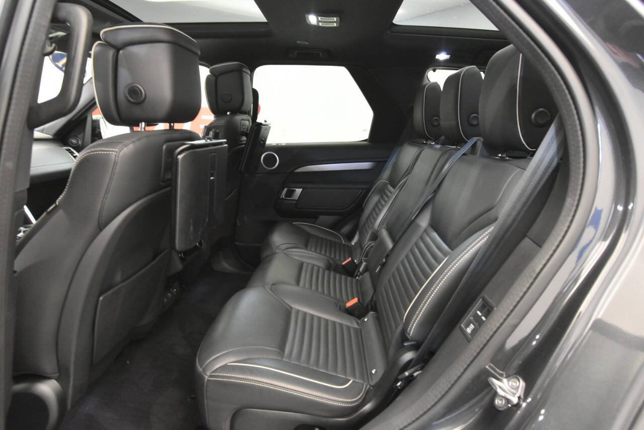 Used 2021 Land Rover Discovery S R-Dynamic image 14