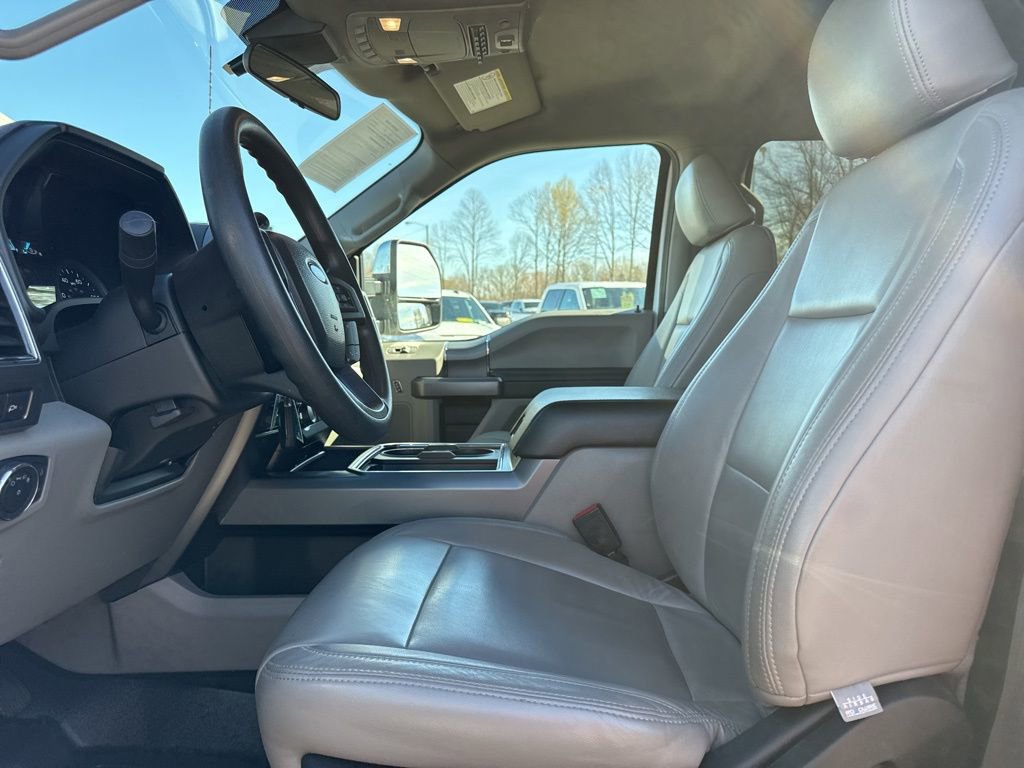 Used 2021 Ford F250 XLT w/ XLT Premium Package image 9