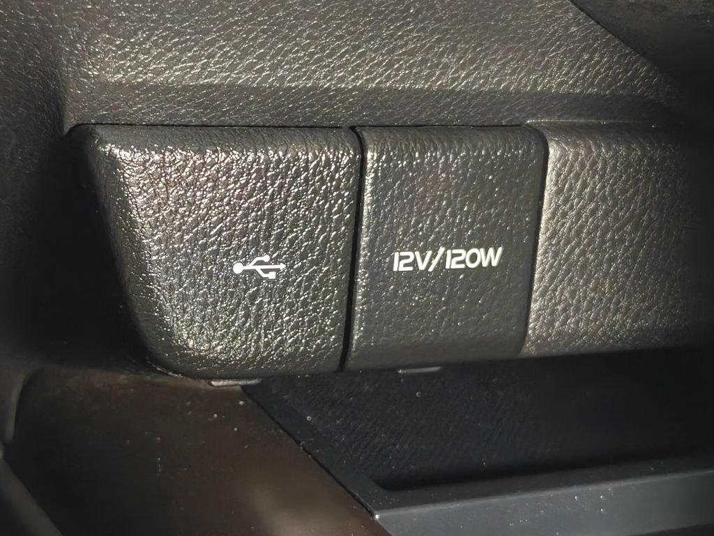 Used 2023 Toyota Camry SE w/ Convenience Package FWD image 40