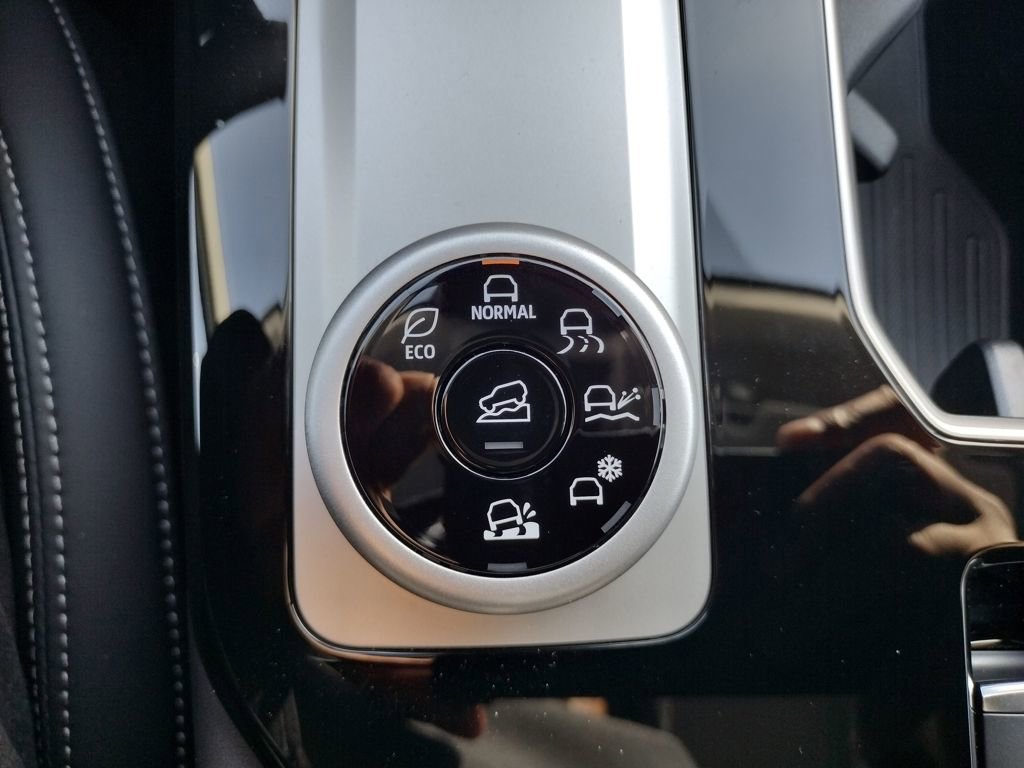 New 2026 Mitsubishi Outlander Trail Edition image 24