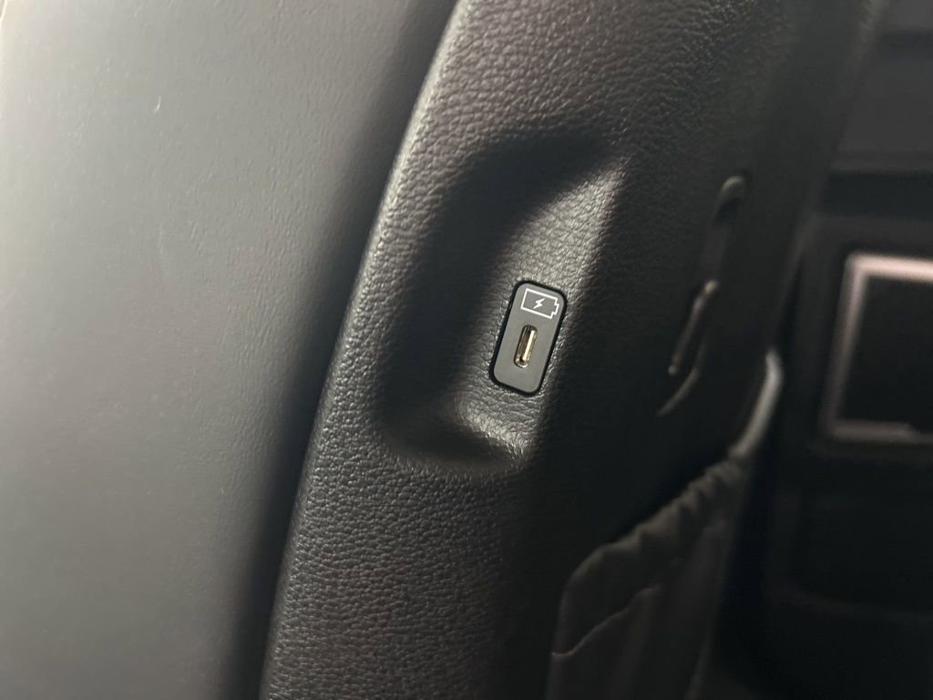 New 2025 Kia Telluride S image 25