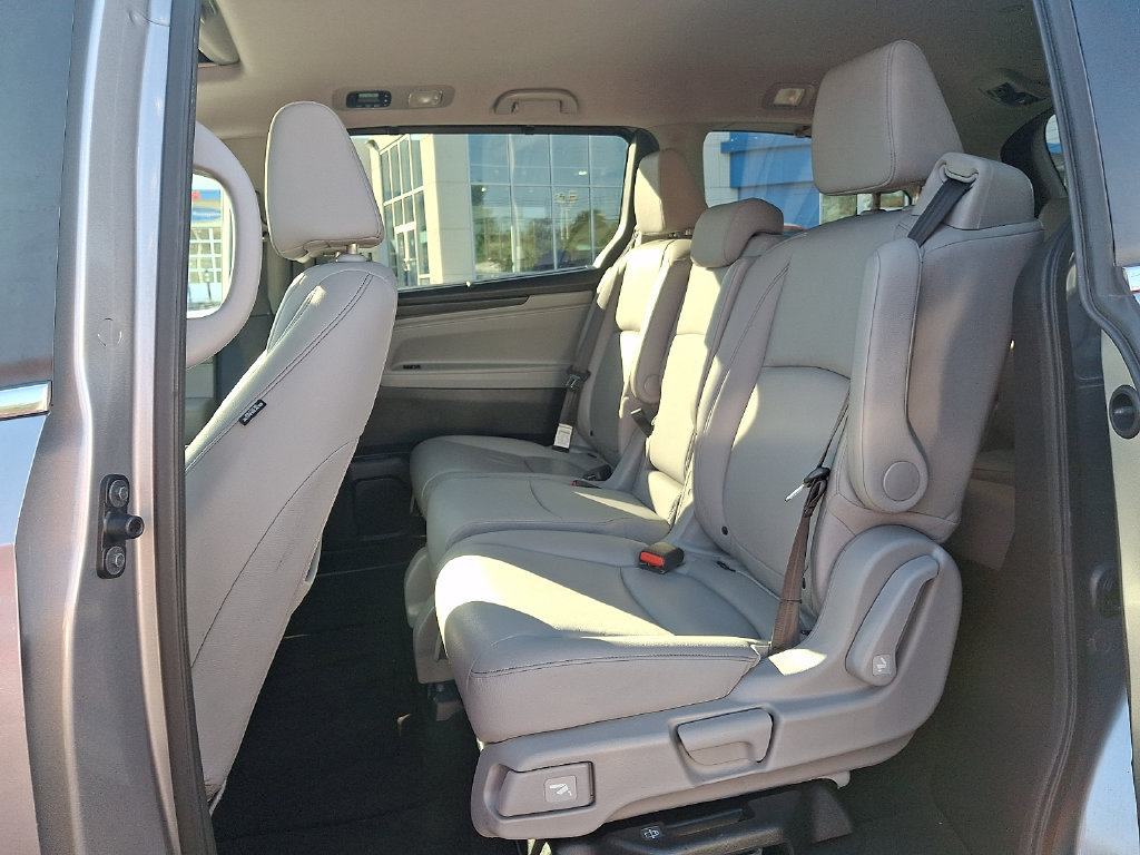 Used 2023 Honda Odyssey EX-L image 12