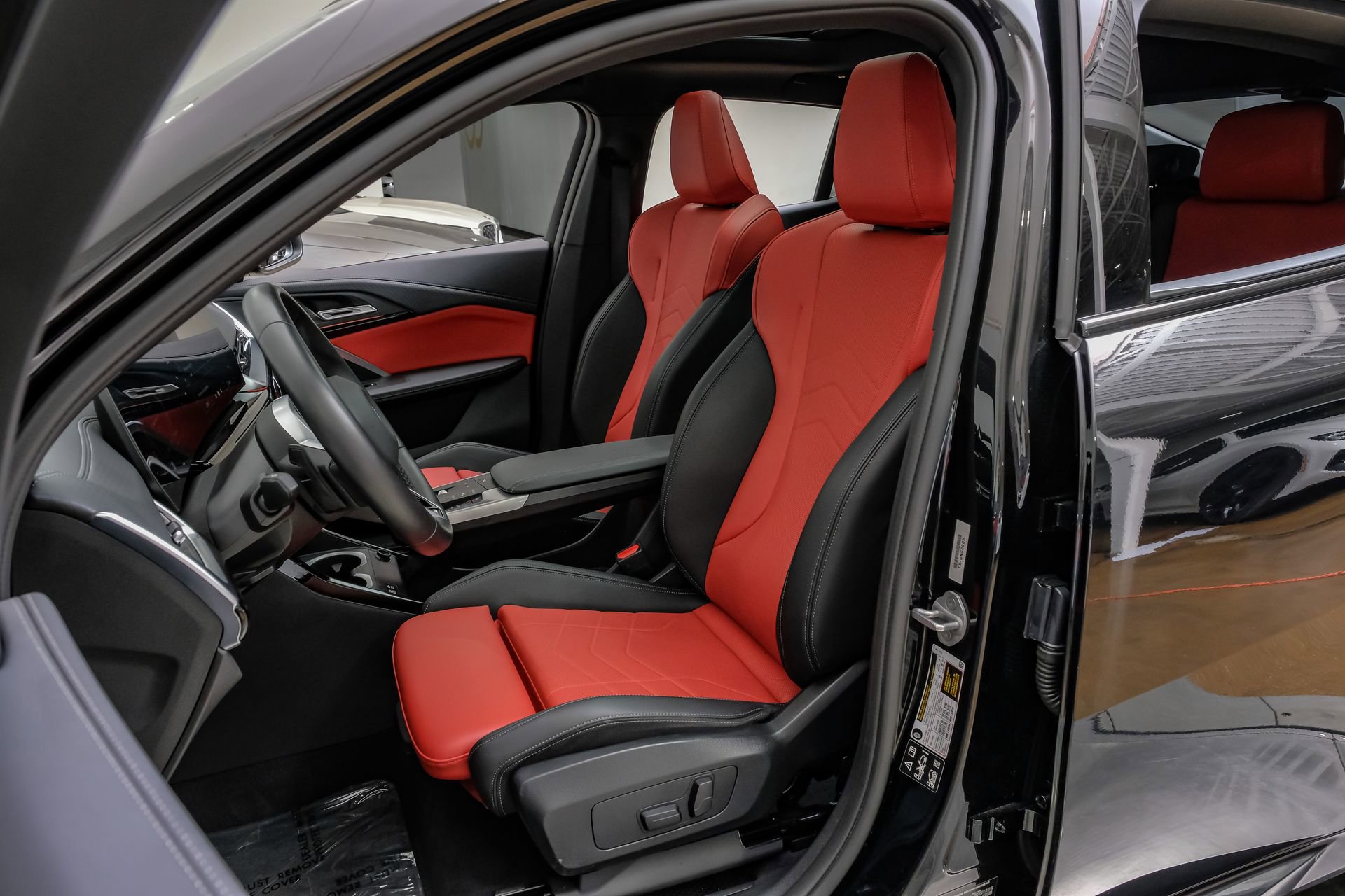 Used 2025 BMW X2 xDrive28i image 33