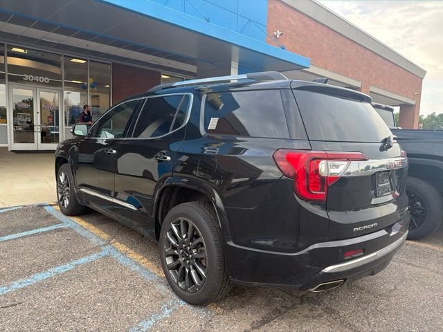 Used 2023 GMC Acadia Denali w/ Black Diamond Edition AWD/4WD image 2