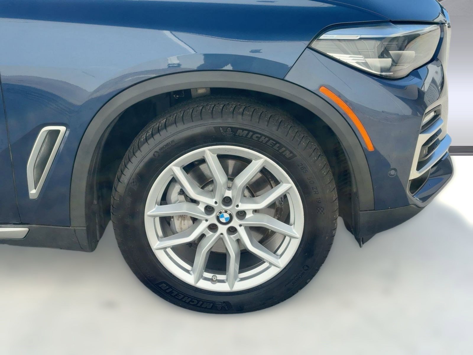 Used 2019 BMW X5 xDrive40i w/ Convenience Package image 12