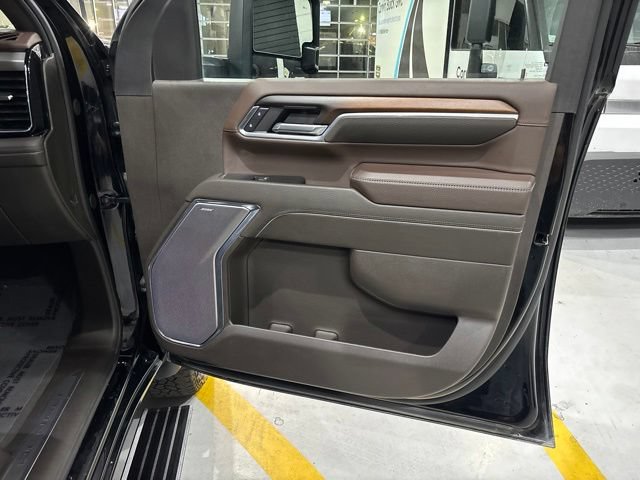 Used 2024 GMC Sierra 2500 Denali w/ Denali Reserve Package AWD/4WD image 19