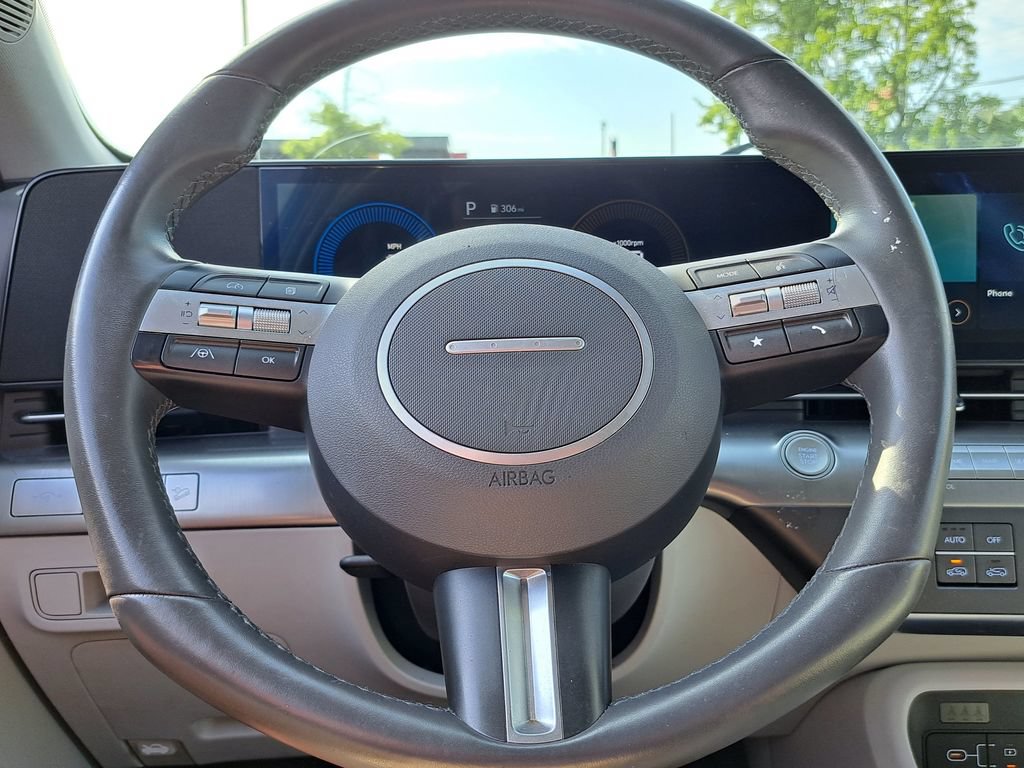 Used 2024 Hyundai Kona SEL AWD/4WD image 11