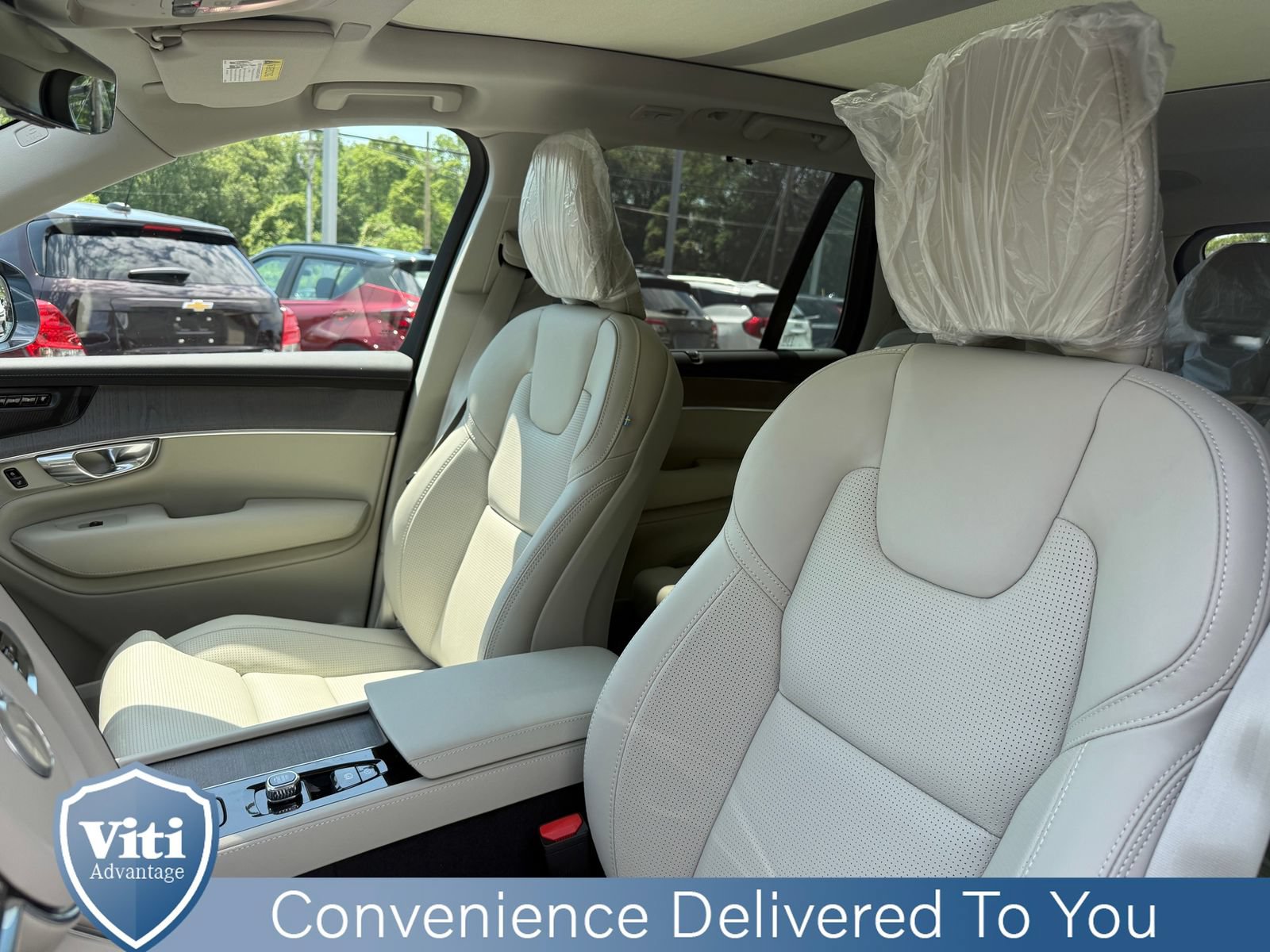 New 2026 Volvo XC90 T8 Ultra w/ Protection Package Premier AWD/4WD image 13