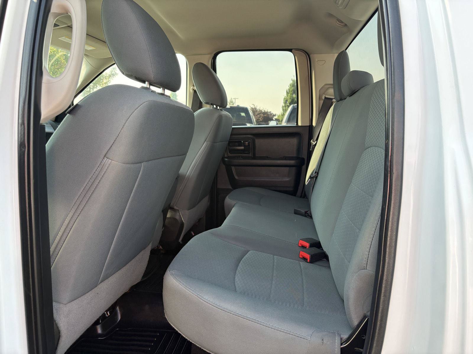Used 2018 RAM 1500 Express w/ Express Value Package AWD/4WD image 19