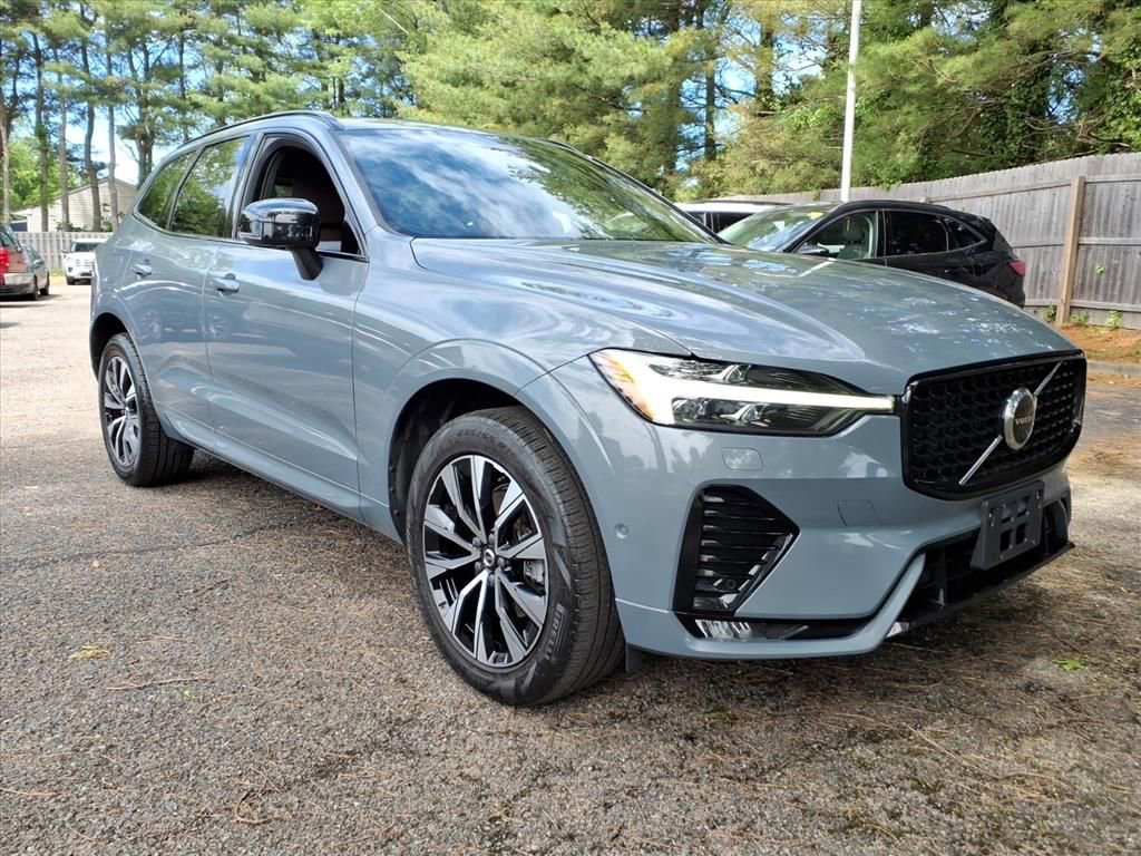 Used 2023 Volvo XC60 B5 Plus w/ Climate Package AWD/4WD video 1
