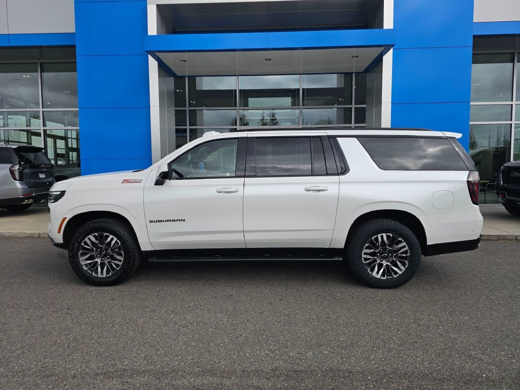 Used 2025 Chevrolet Suburban Z71 AWD/4WD image 4