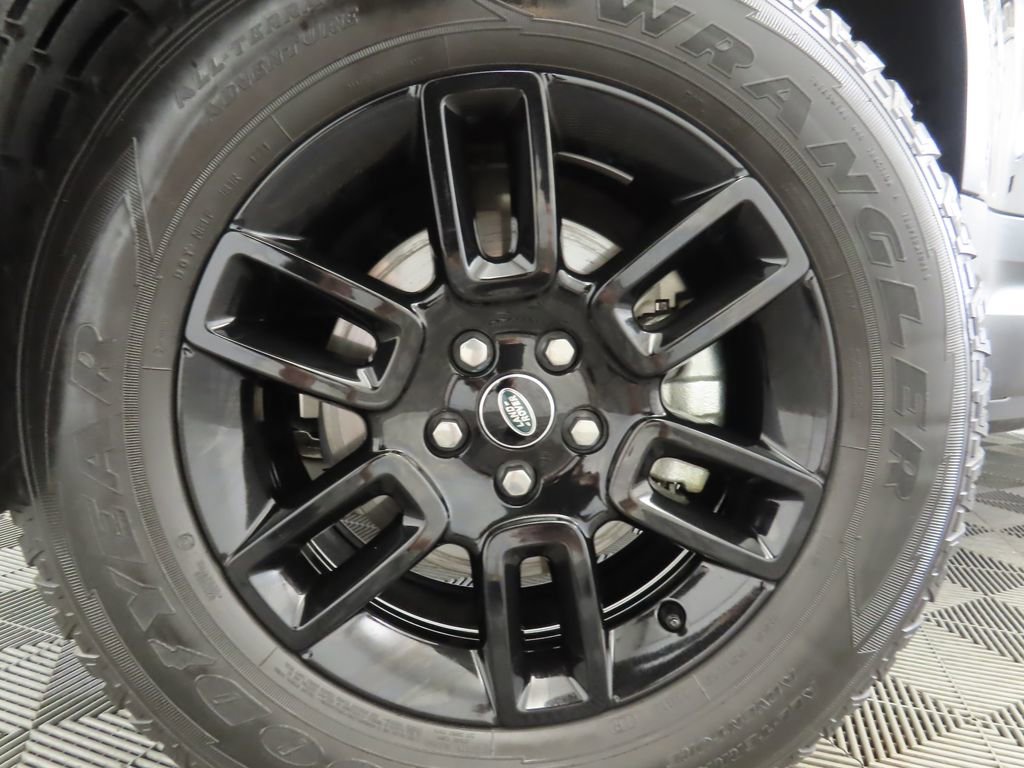 Certified 2023 Land Rover Defender 110 S image 30