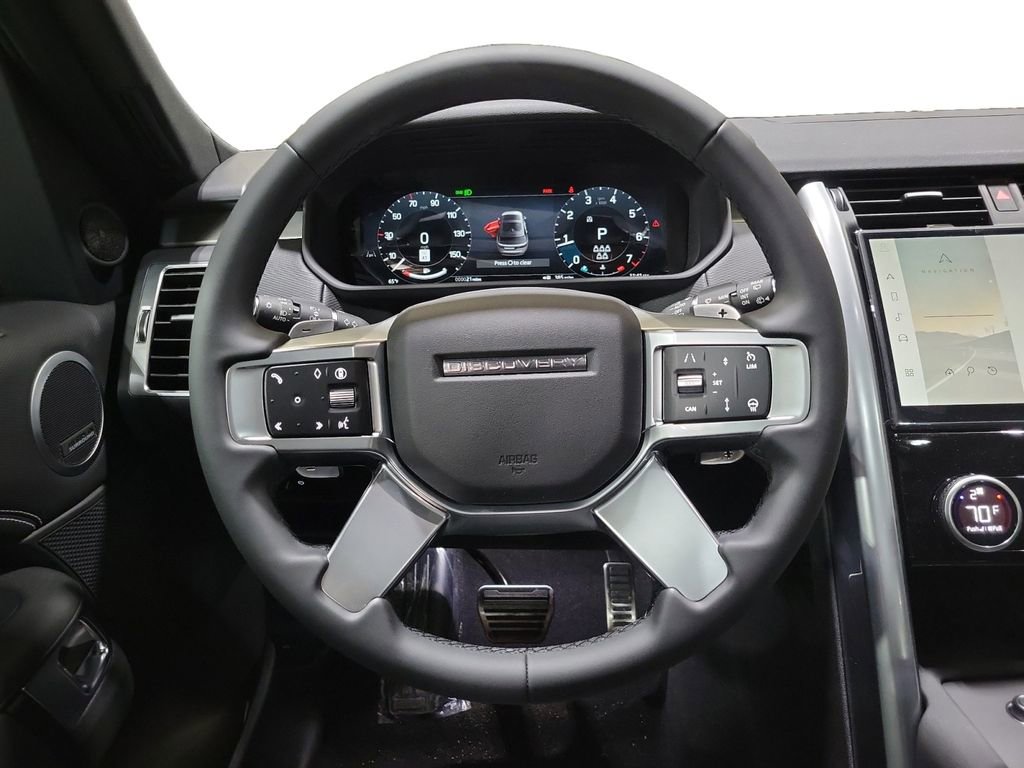 New 2026 Land Rover Discovery Limited Edition image 24