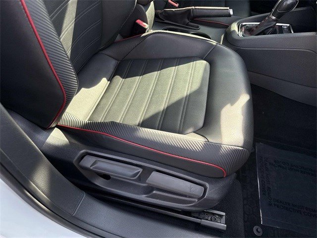 Used 2015 Volkswagen Jetta GLI SEL image 10