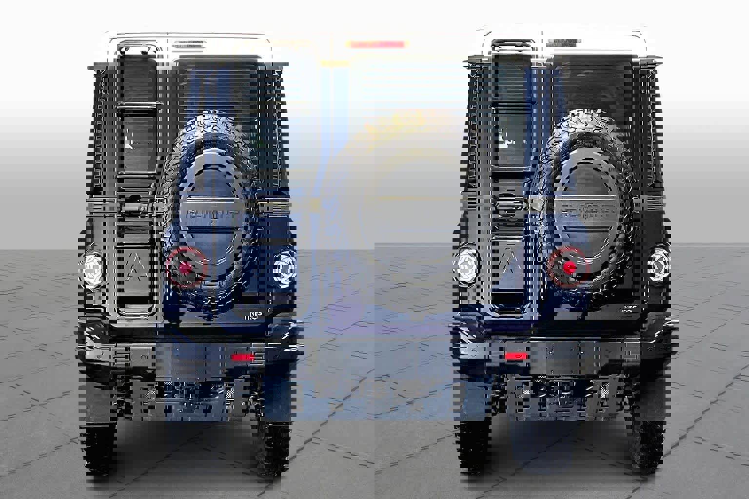 Used 2025 INEOS Grenadier image 5