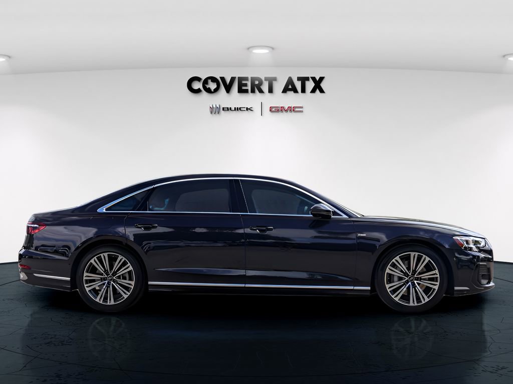 Used 2023 Audi A8 L 3.0T image 8