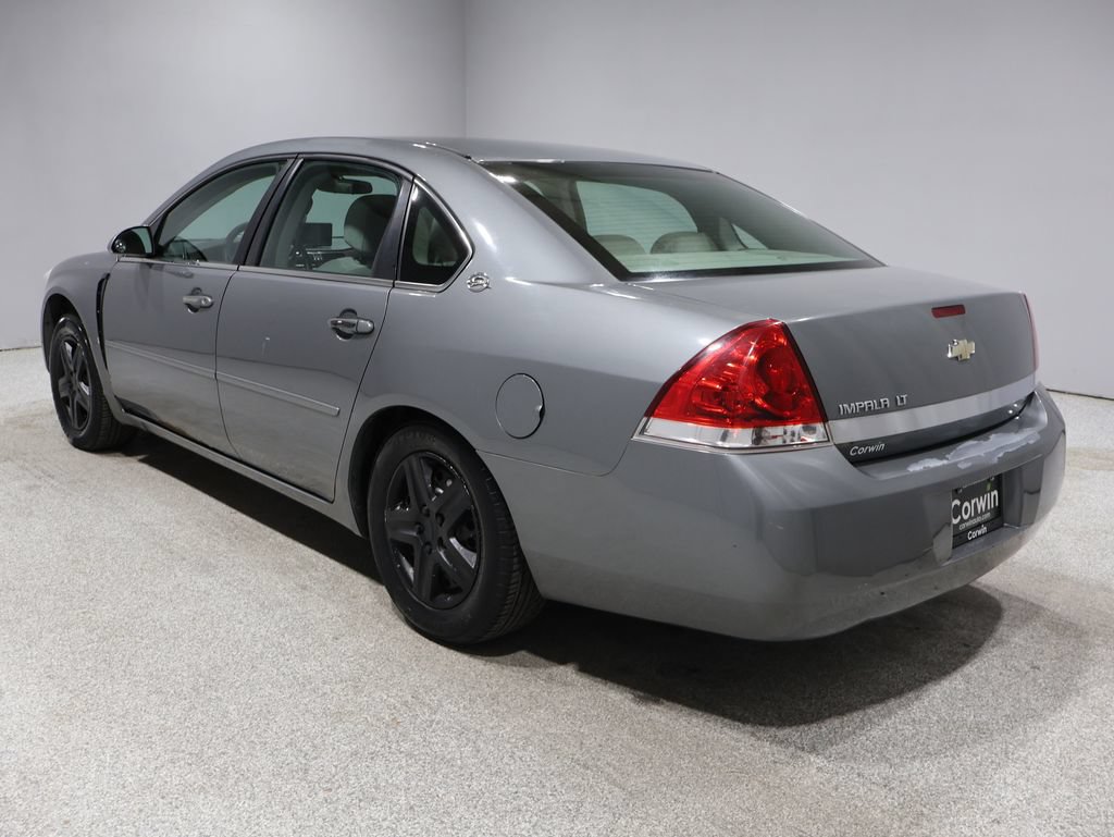 Used 2007 Chevrolet Impala LT FWD image 9
