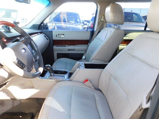 Used 2010 Ford Flex Limited image 9