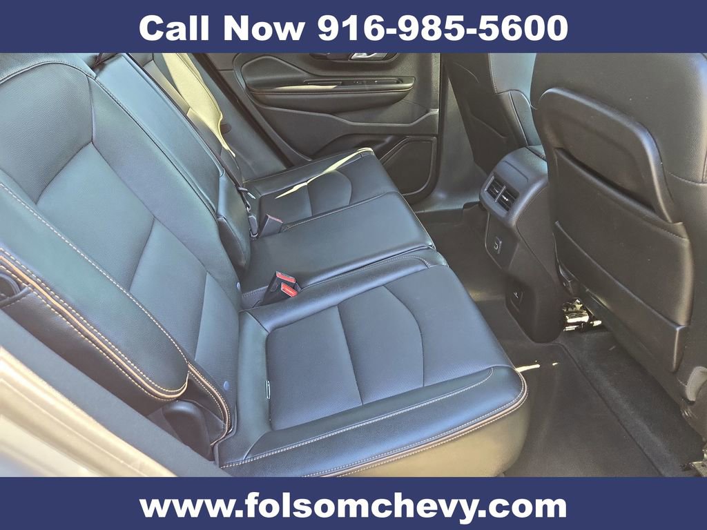 Used 2024 GMC Terrain AT4 image 29