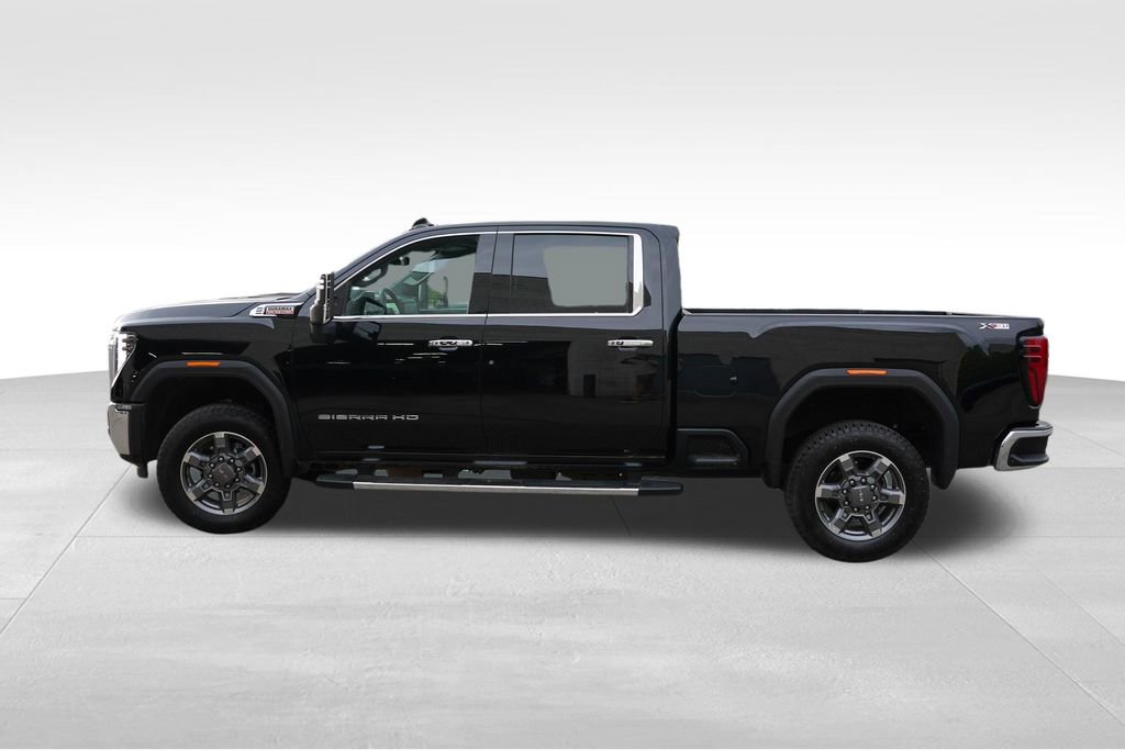 Used 2025 GMC Sierra 3500 SLT w/ SLT Premium Package AWD/4WD image 9