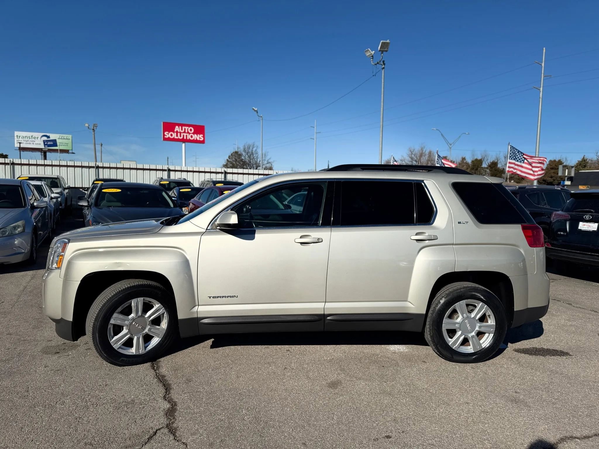 Used 2015 GMC Terrain SLT image 6