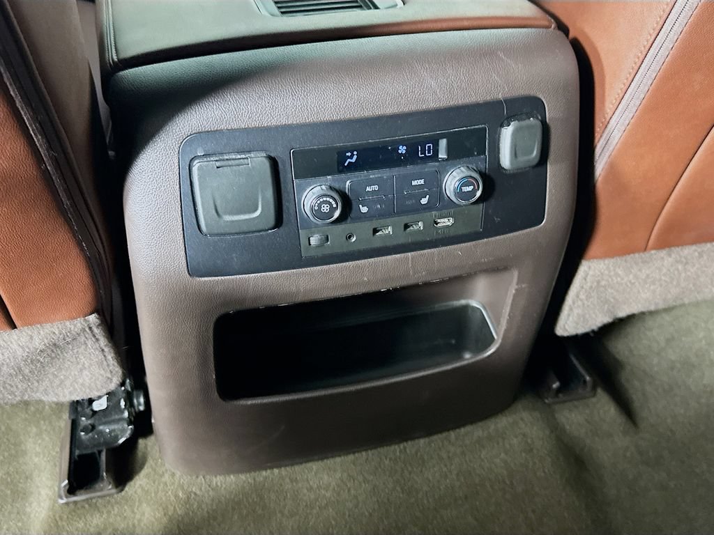 Used 2017 Chevrolet Tahoe Premier AWD/4WD image 30