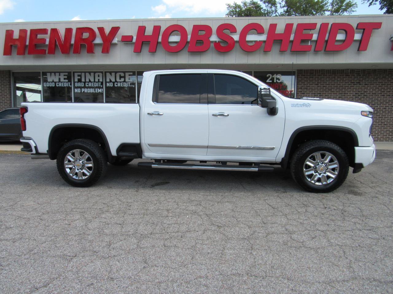 Used 2026 Chevrolet Silverado 3500 High Country w/ Technology Package AWD/4WD image 9