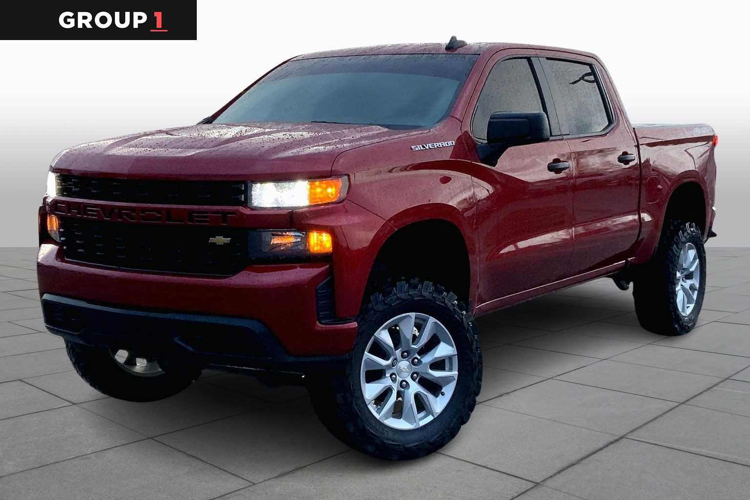 Used 2021 Chevrolet Silverado 1500 Custom image 1
