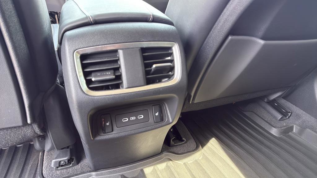 Used 2024 Acura RDX SH-AWD w/ Advance Package image 17